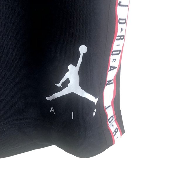 Air Jordan Men's Sweatshorts Size S 31-35 Black Cotton Fleece Elastic Waist - Picture 2 of 12
